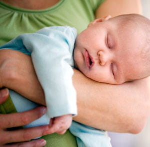 avoir un enfant augmenterait les chances de se heurter au plafond de verre.