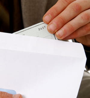 outre la prime de noël, il existe également la prime pour l'emploi.