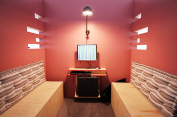 salle de réunion sur un des plateaux.