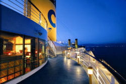 en 2006, 15,5 millions de vacanciers ont embarqué sur un navire de croisière.