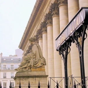 le palais brogniart à paris.