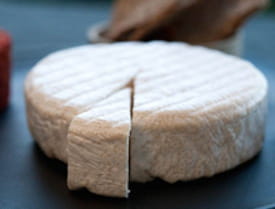 les fromages artisanaux de kite hill sont réalisés à base de laits végétaux.