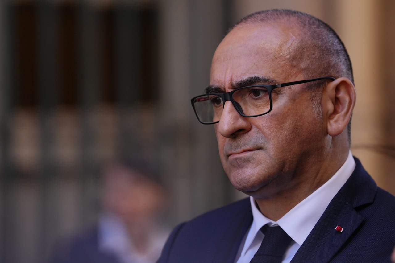 Le Sénat examine le projet de loi "casseurs-payeurs" soutenu par le gouvernement