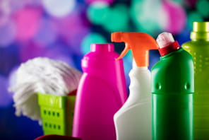 &quot;Je n'ach&egrave;te que ce produit m&eacute;nager&quot;, il est moins cher et remplace tous les autres