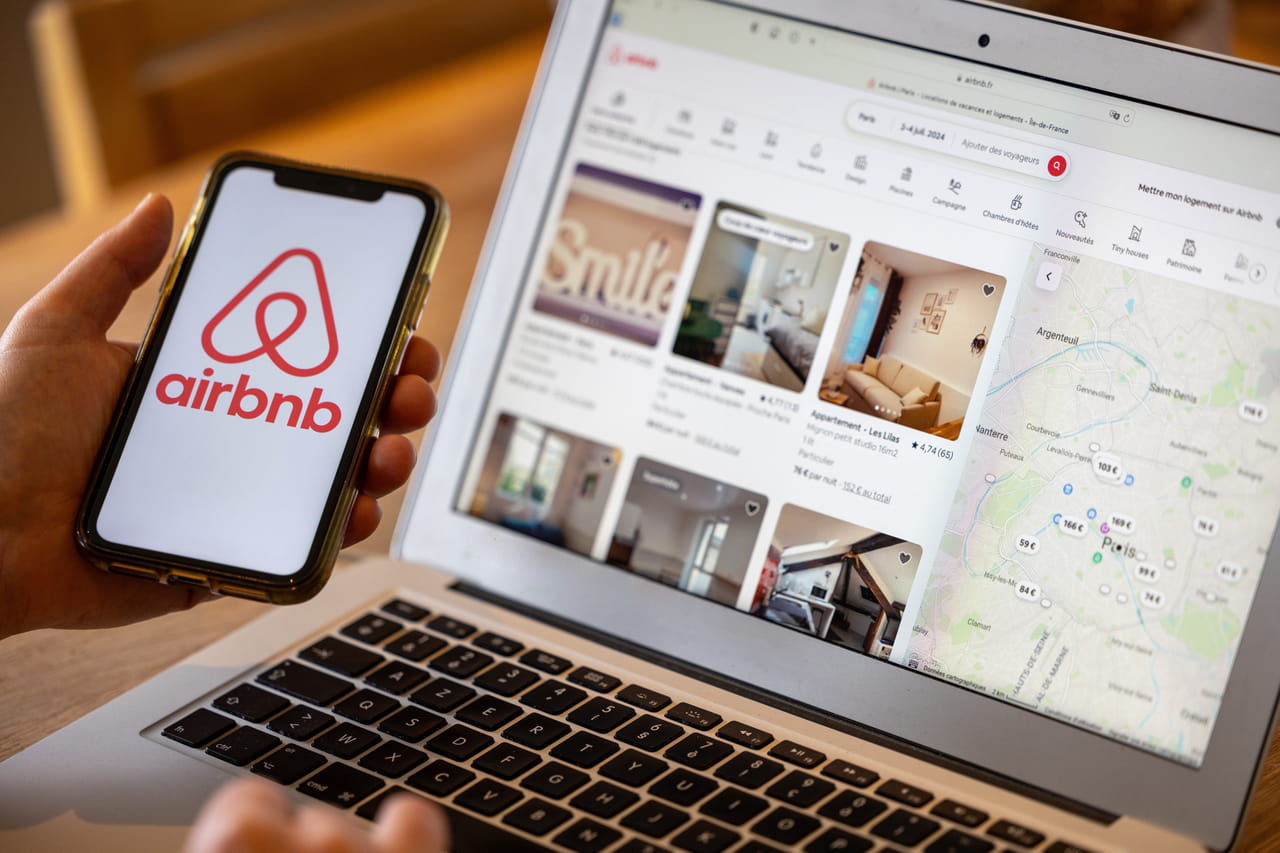 Cette employée d'Airbnb révèle l'erreur à ne jamais commettre en location car elle finit par coûter très cher
