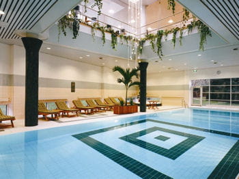 la piscine de l'okura amsterdam