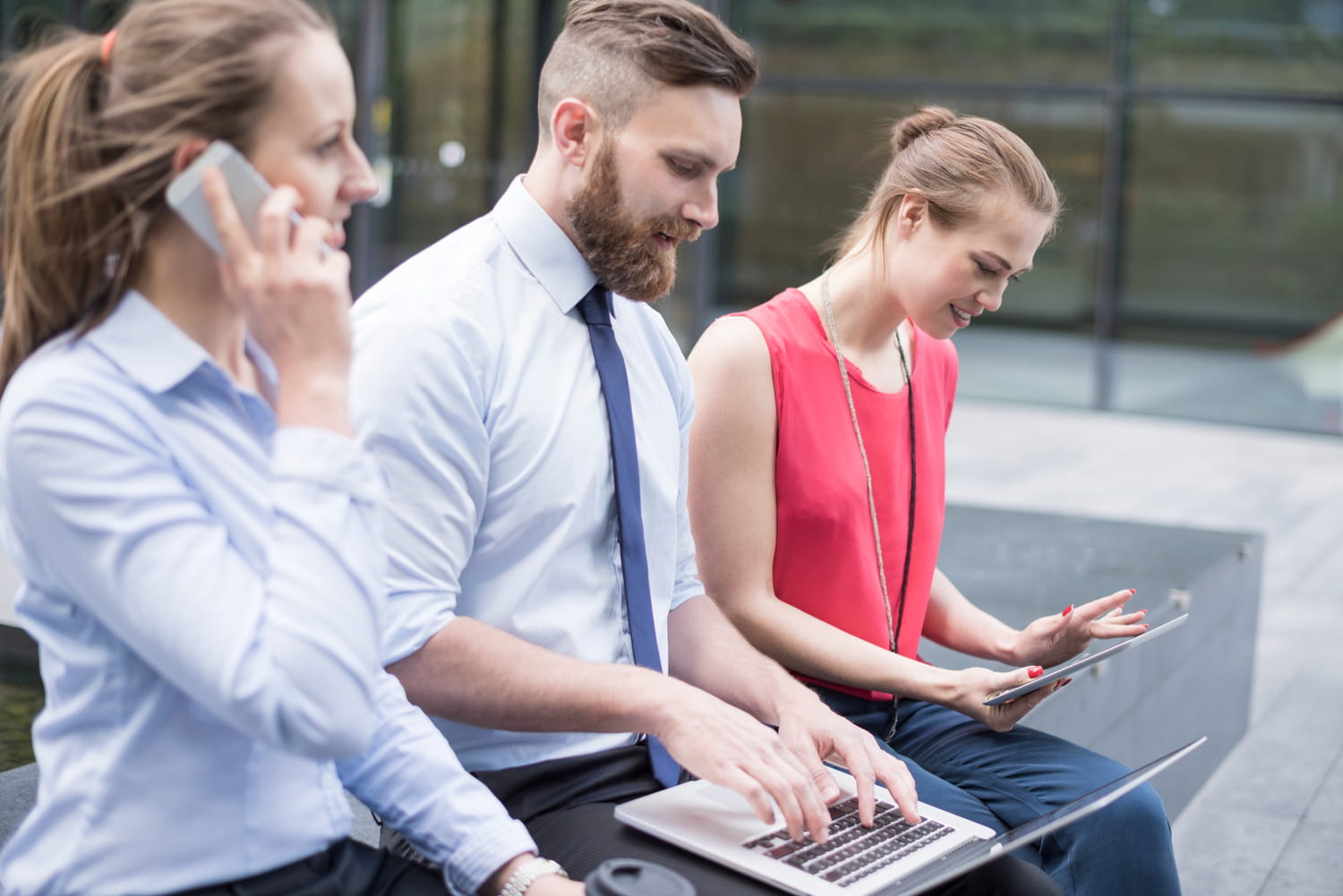 ExpressVPN : protéger les accès commerciaux entre hôtel, coworking et bureau
