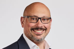 &quot;L'IA va donner des super-pouvoirs aux PME et forcer les grandes agences pub &agrave; se r&eacute;inventer&quot;