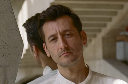 "Ceux qui d&eacute;fendent la th&eacute;orie de La Simulation ne sont pas des complotistes qui pensent que la terre est plate"