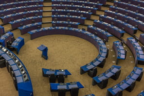 Rapha&euml;l Glucksmann d&eacute;nonce une op&eacute;ration de d&eacute;sinformation russe le visant