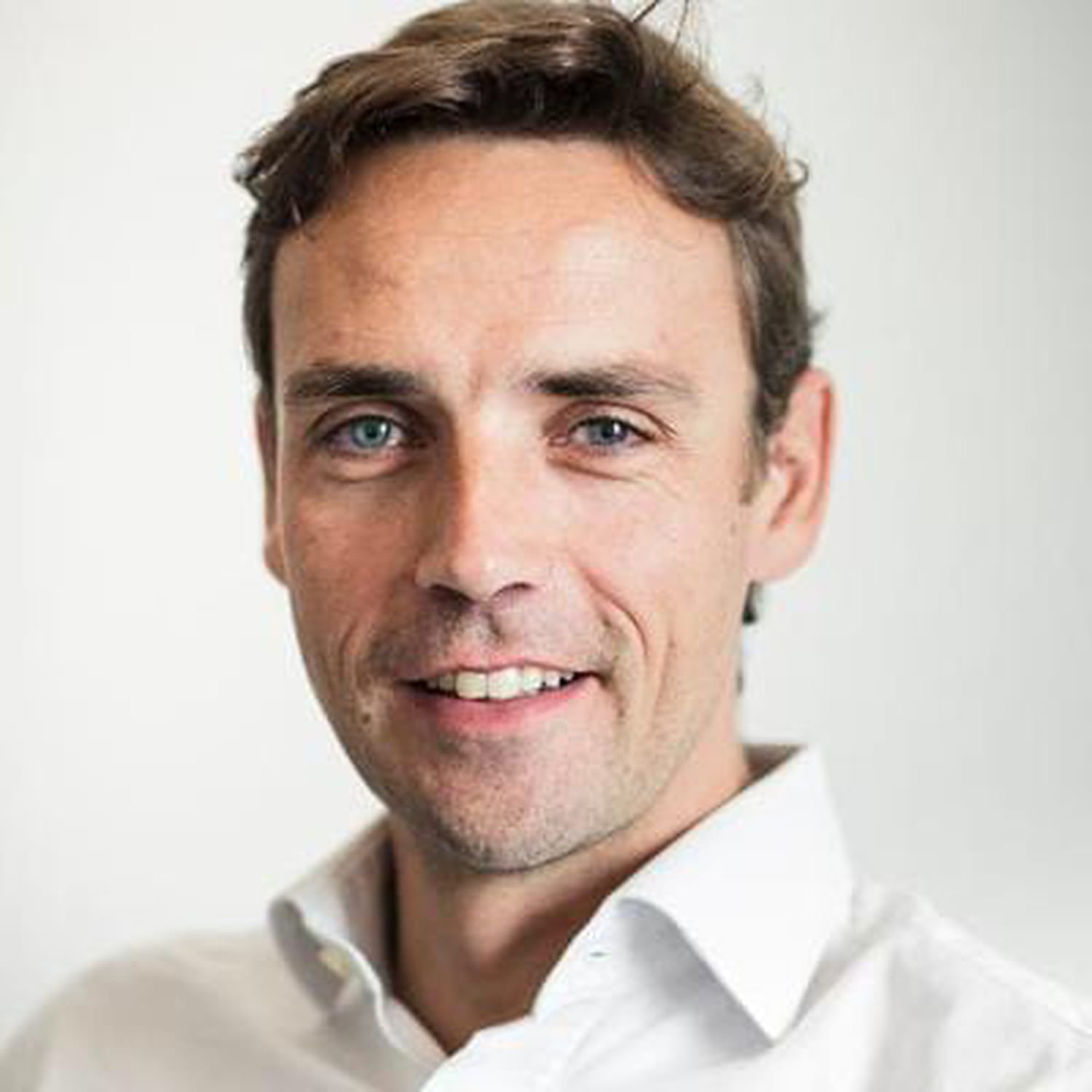 Engager les collaborateurs de terrain à l'ère du travail hybride