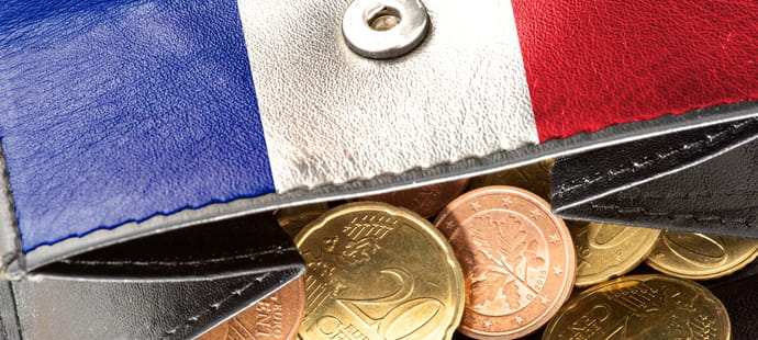 Dette&nbsp;: la France menac&eacute;e d'un d&eacute;classement historique par les agences de notation