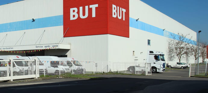 BUT r&eacute;clame des frais indus &agrave; un client&nbsp;: "Pas de chance, ils ne savaient pas que j'&eacute;tais avocat"