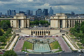 Moody's maintient la note de la dette fran&ccedil;aise mais garde une perspective n&eacute;gative