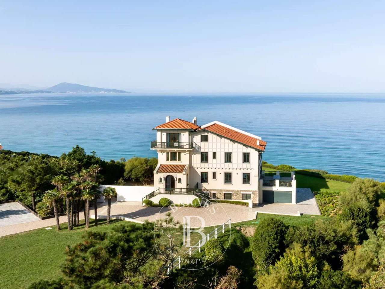 La plus belle villa de la côte basque est à vendre : 15 millions pour un panorama exceptionnel