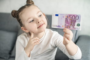 Cr&eacute;dit d'imp&ocirc;t 2024&nbsp;: cr&egrave;che, garde &agrave; domicile... ce que &ccedil;a vous rapporte