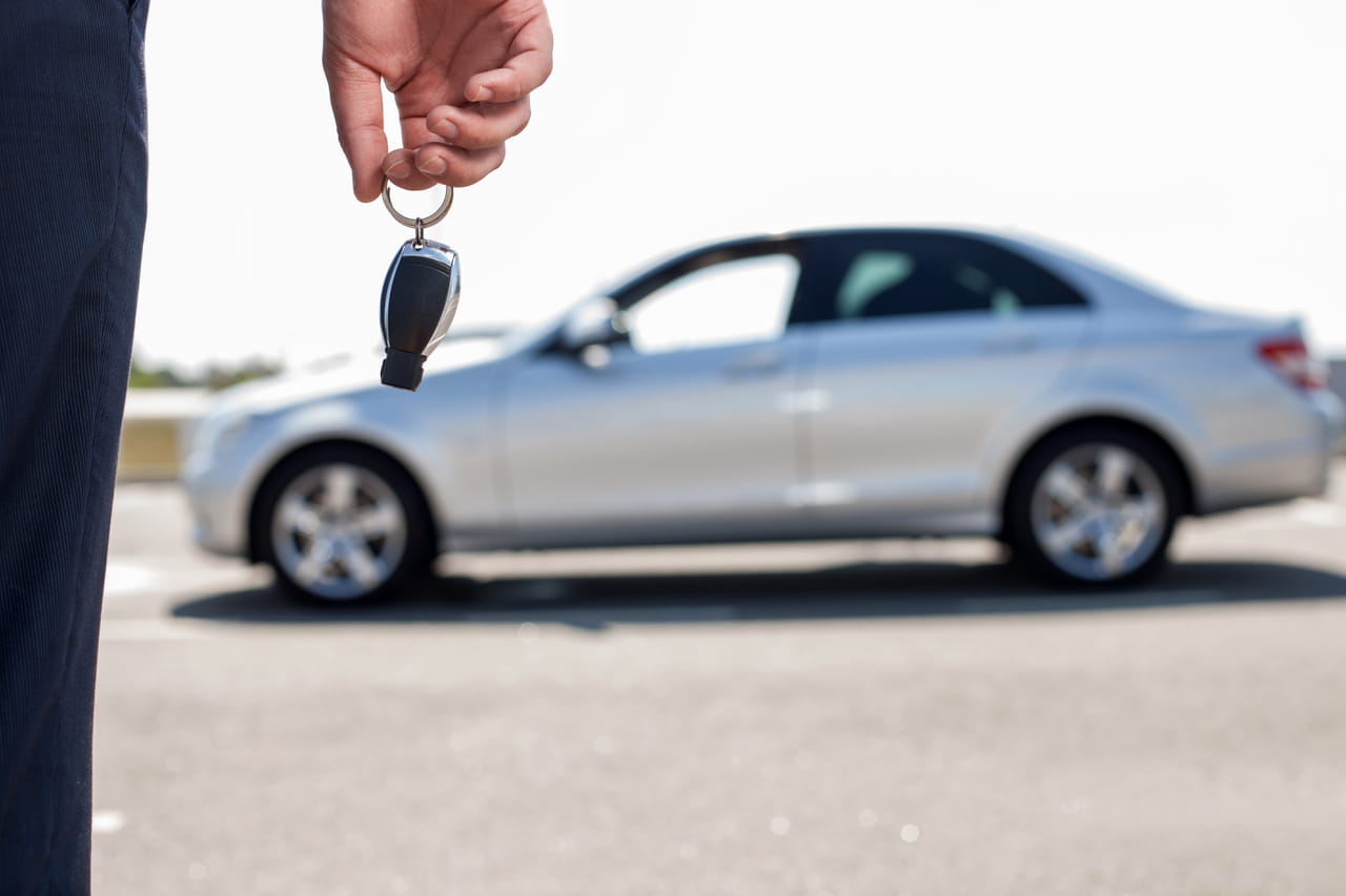 Ce petit pays collé à la France permet d'acheter une voiture 20% moins cher sans risque de fraude