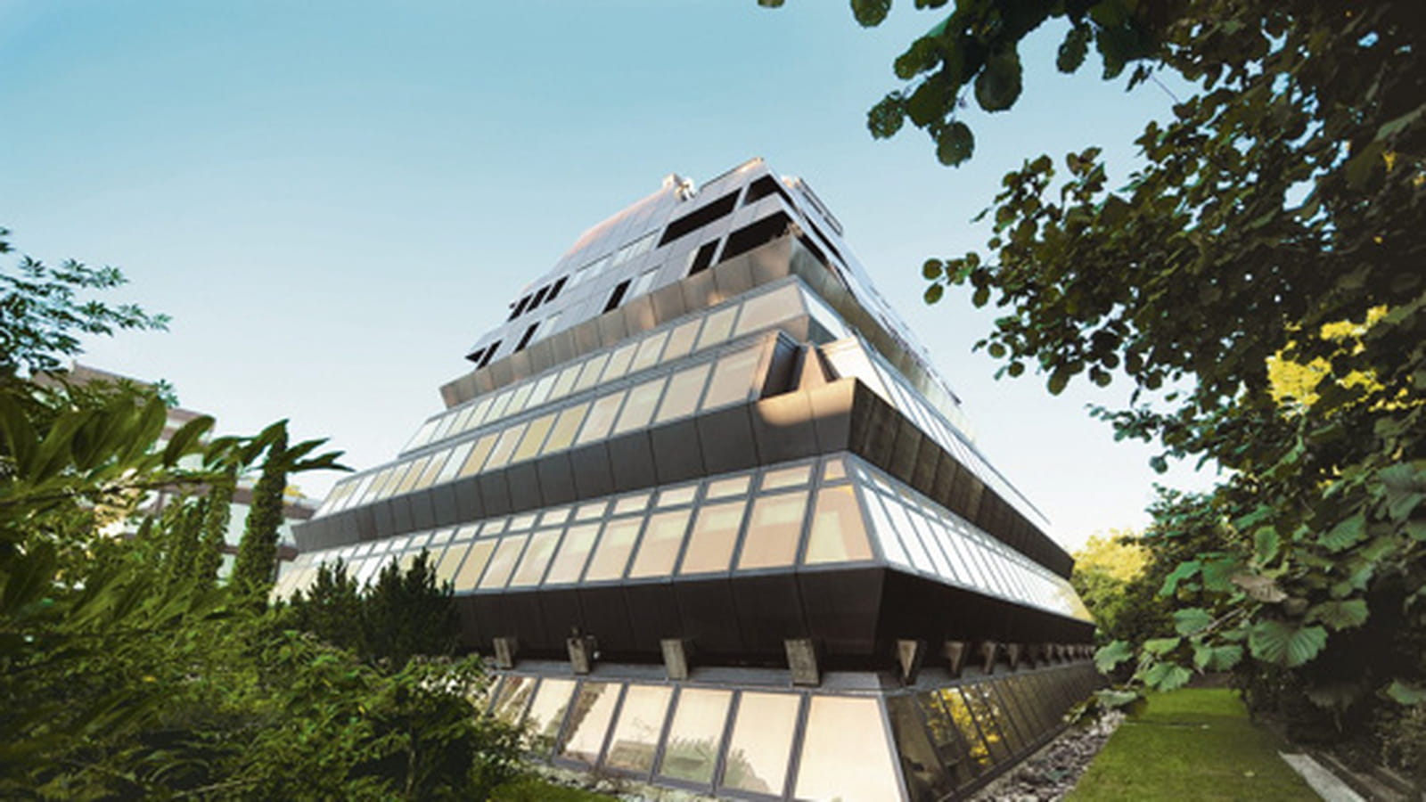 Pyramide am See, Zürich
