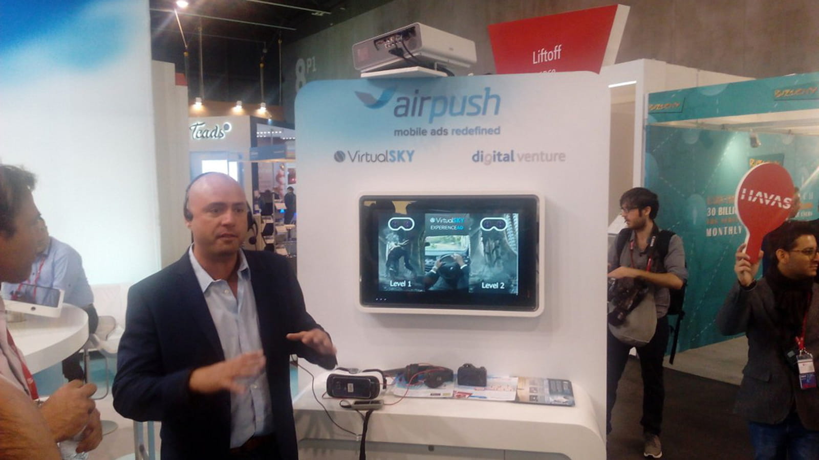 La publicité RV de Virtual Sky 