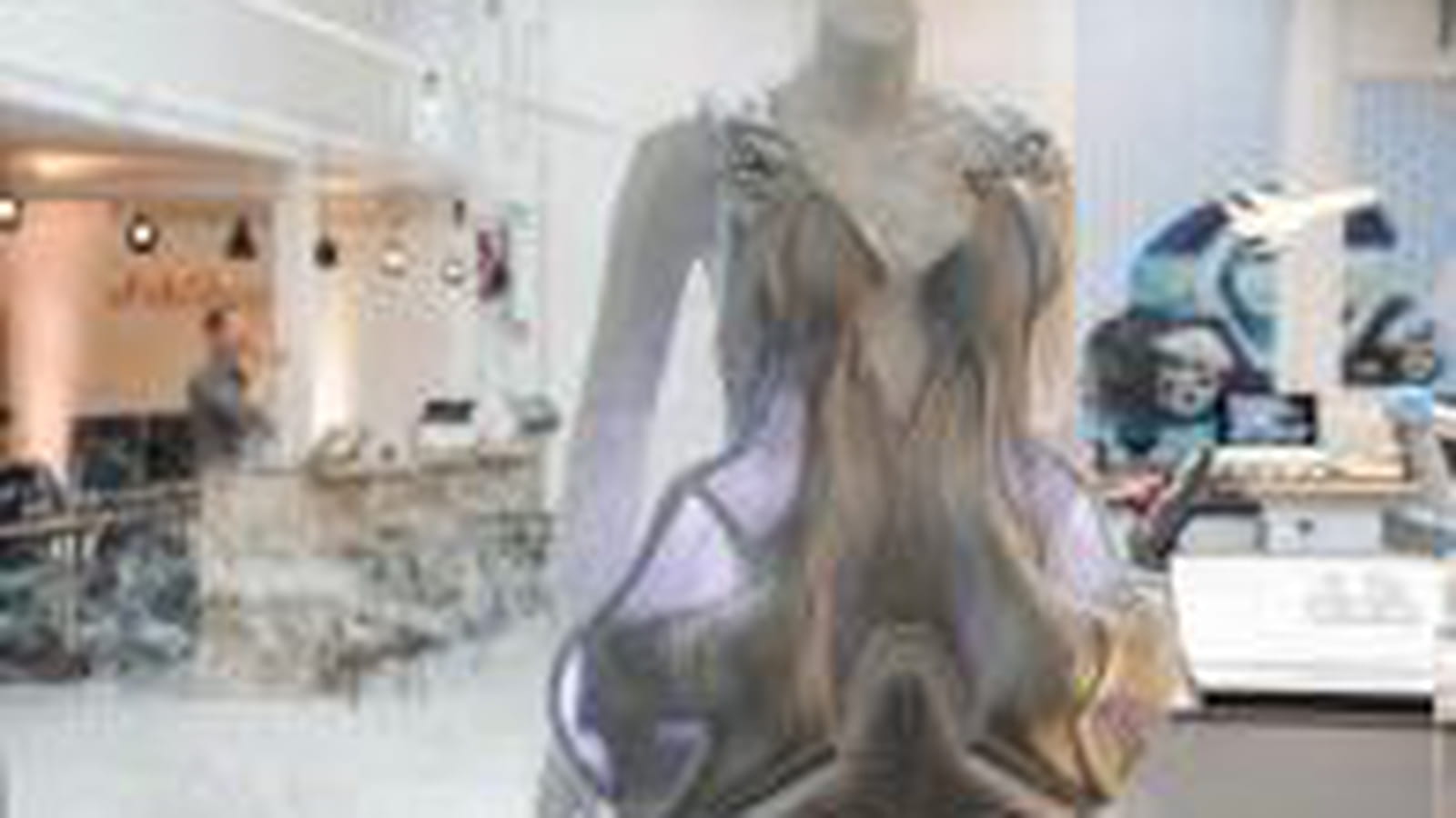 Robe fumée d'Anouk Wipprecht