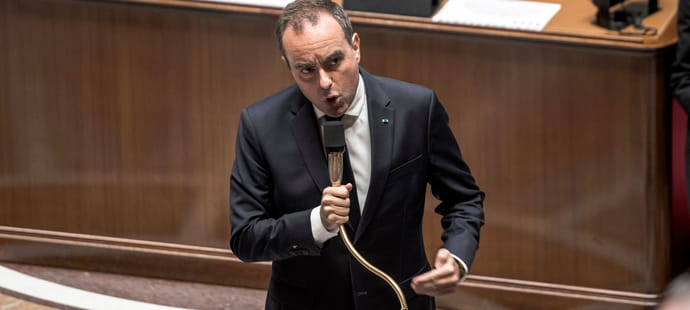 Le gouvernement entame les d&eacute;bats sur le budget 2027&nbsp;sans majorit&eacute; &agrave; l'Assembl&eacute;e nationale