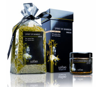le riz 'spirit of bamboo' prend une couleur verte à la cuisson.