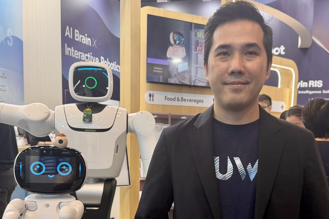 "Des utilisateurs sans compétences en programmation peuvent créer des scénarios d'interaction avec les robots Nuwa Robotics"