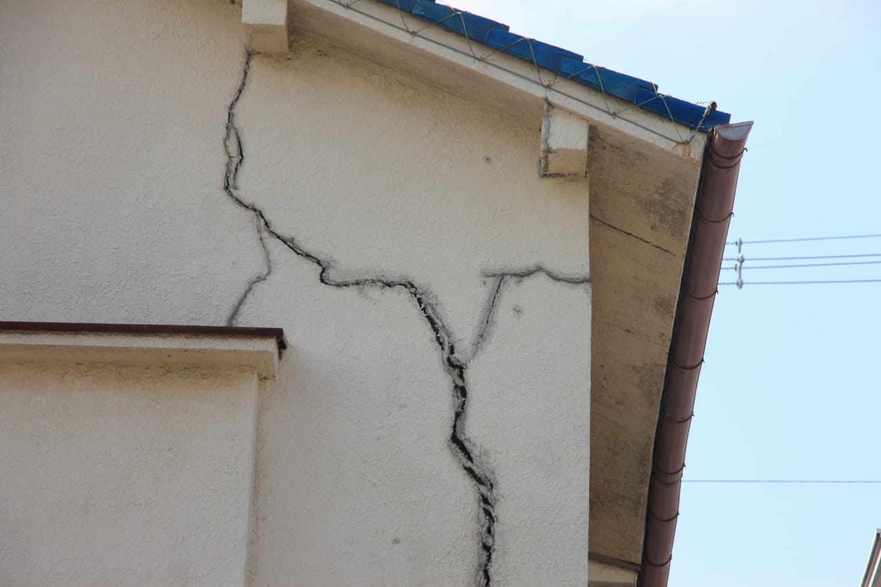 Le gouvernement alerte les propriétaires : les maisons dans le Gard et la Haute-Marne pourraient perdre leur valeur immobilière