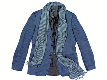 veste bleue et foulard mexx