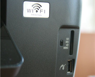 l'emplacement pour cartes mémoires sur la lexmark s605