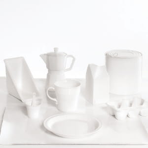 la marque de design seletti détourne des emballages jetables en vaisselle en