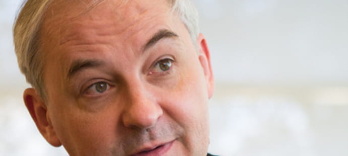 Fran&ccedil;ois P&eacute;rol (BPCE)&nbsp;:&nbsp;"Il y aura d'autres fusions de Banques Populaires ou de Caisses d'Epargne"