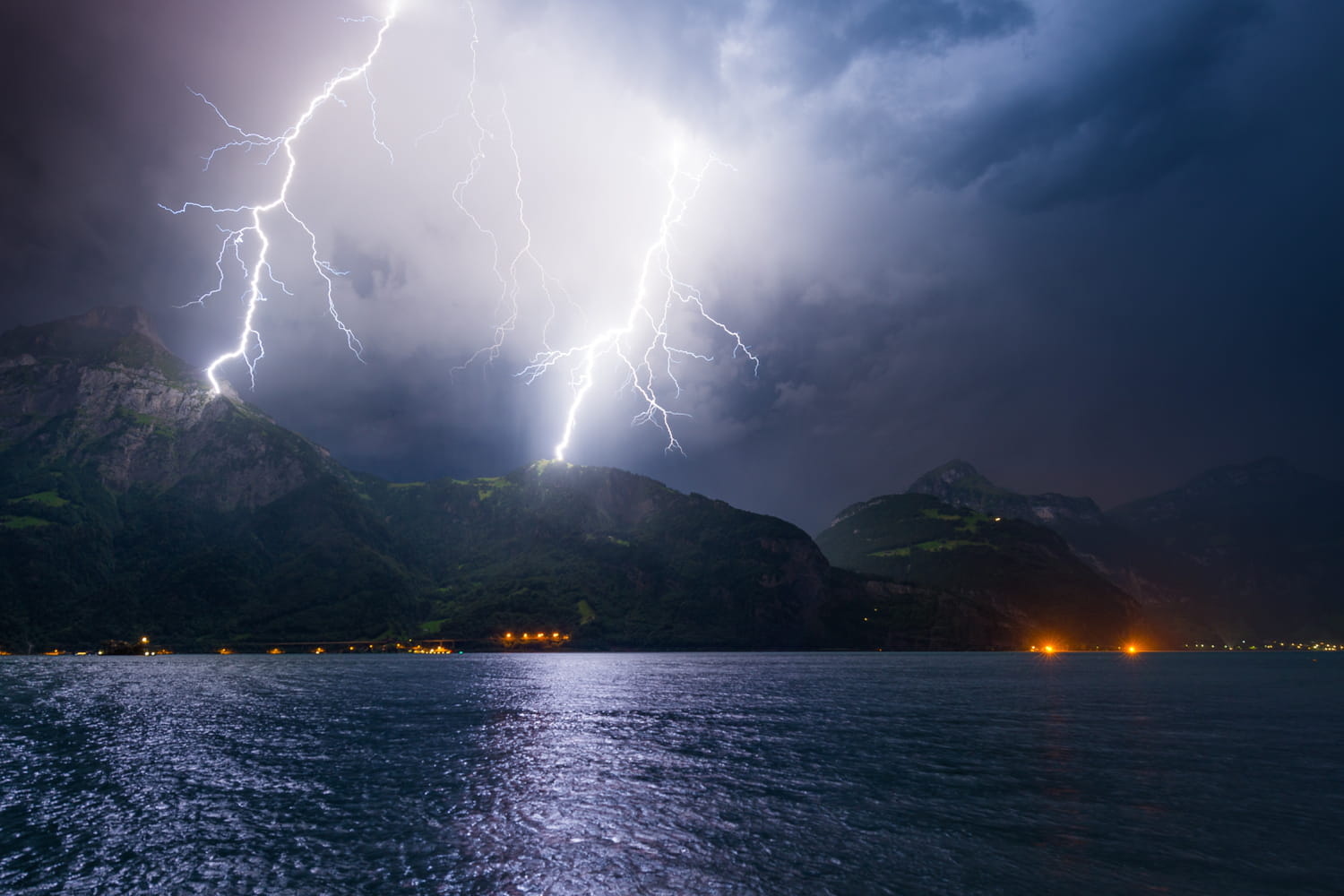 Un ouragan tropical pourrait ravager la Corse : la période à risque approche