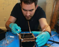 ardusat a été financé via une campagne de crowdfunding.