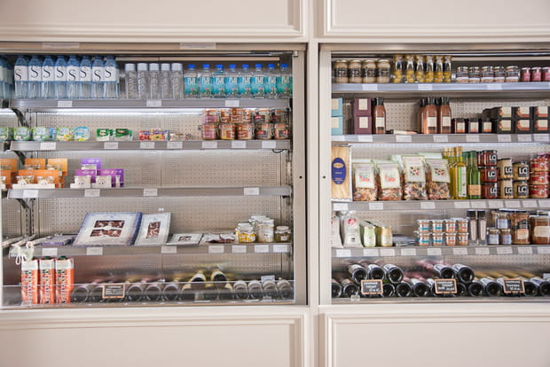 Une &eacute;picerie fine, pour travailleurs nocturnes