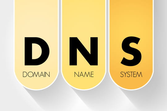 Serveur DNS (Domain Name System)&nbsp;: d&eacute;finition et remplacement