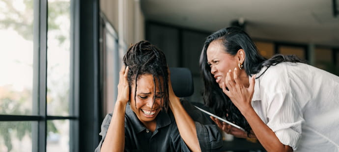 "Je me faisais humilier pour 600&nbsp;euros par mois"&nbsp;: cette stagiaire a &eacute;t&eacute; traumatis&eacute;e par sa patronne dans une entreprise de mode