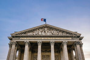 L'Assembl&eacute;e nationale suspend les d&eacute;bats sur le budget de l'Etat face aux tensions politiques