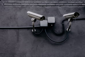 NIS 2&nbsp;: les &eacute;tapes pour se conformer aux nouvelles exigences de s&eacute;curit&eacute; physique
