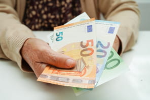 Une prime de 800&nbsp;euros par mois pour les futurs retrait&eacute;s&nbsp;: voici la condition &agrave; respecter pour en b&eacute;n&eacute;ficier