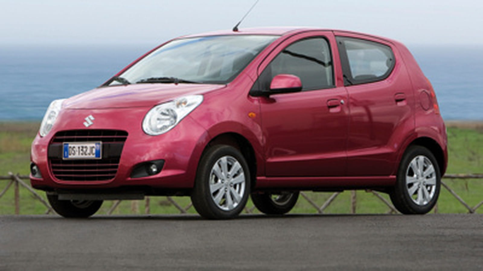 Suzuki Alto et Nissan Pixo