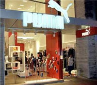 l'opération de coupon par sms a suscité un fort trafic dans les magasins puma en