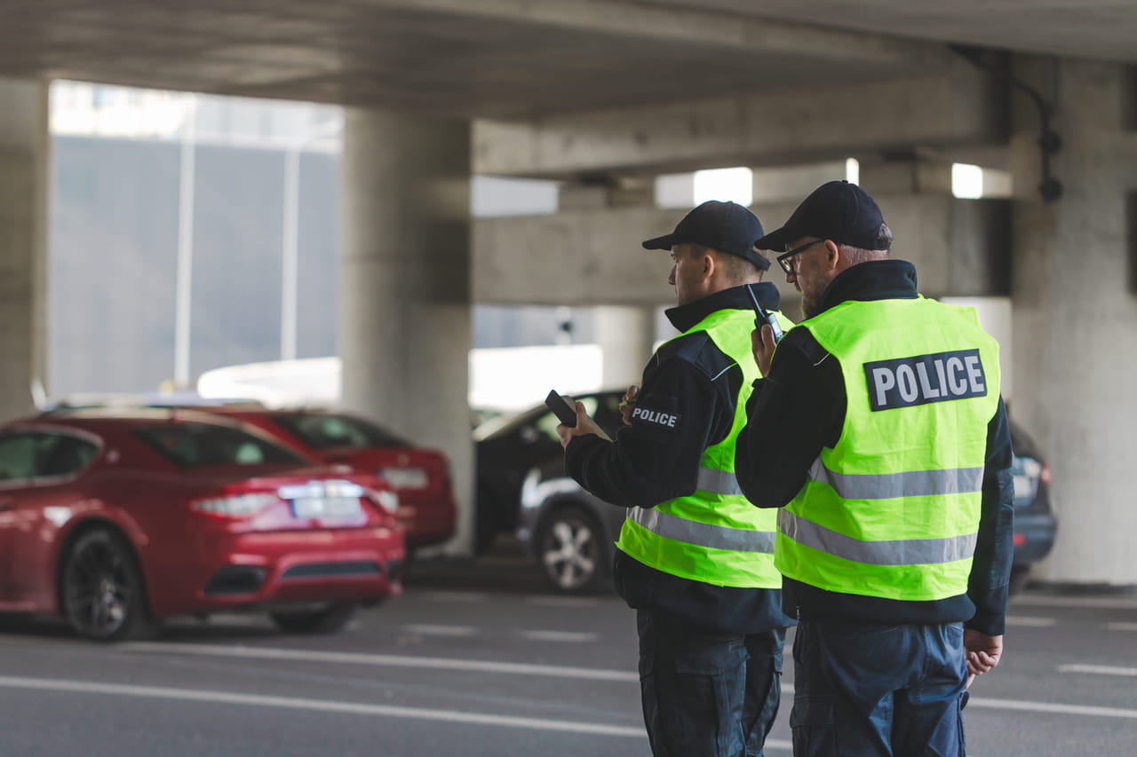 Il roule sur le parking du supermarché mais prend 135 euros d'amende perd 3 points sur le permis