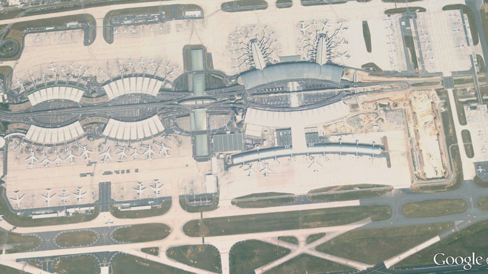 Roissy fin 2003...