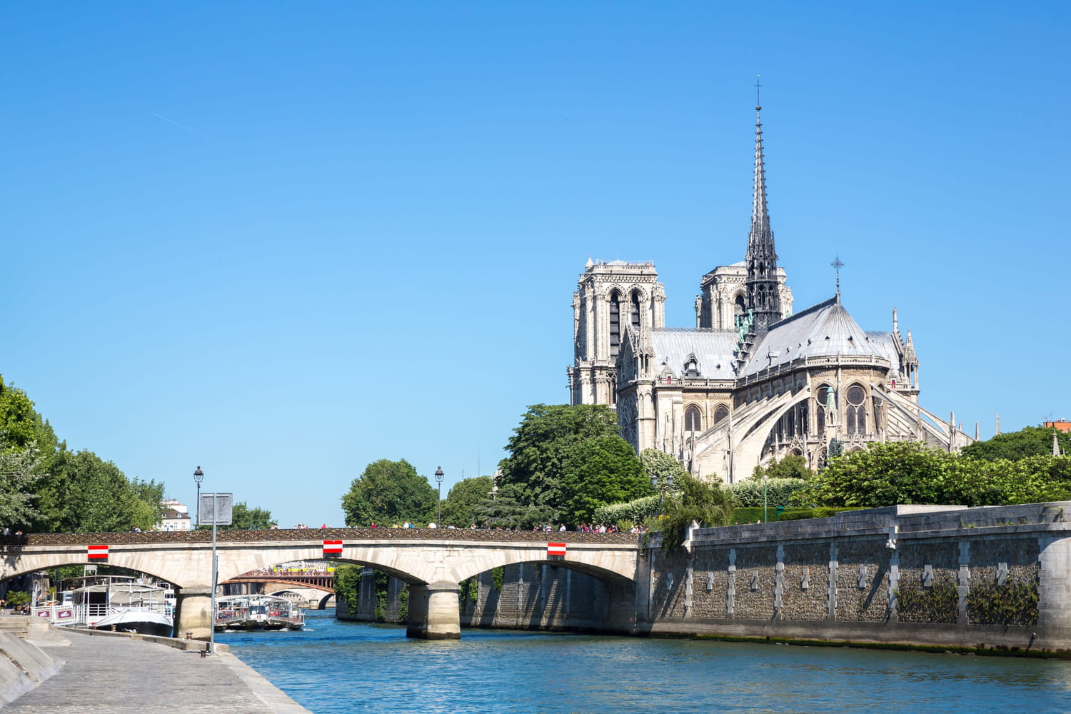 Serge Papin estime que l'été 2026 devrait confirmer l'attractivité touristique de la France