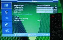 le menu clair du t260 hd, dans lequel on navigue grâce à la télécommande