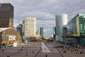 Anthropic recrute Steve Jarrett, Chief AI Officer d'Orange, pour acc&eacute;l&eacute;rer son d&eacute;veloppement en Europe