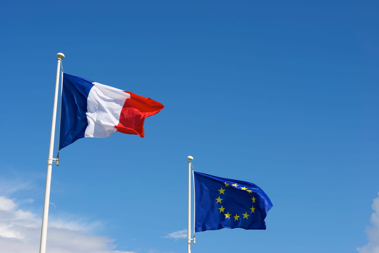 Les médias anglo-saxons désignent la France comme le "maillon faible" de l'Europe face à la crise de la dette
