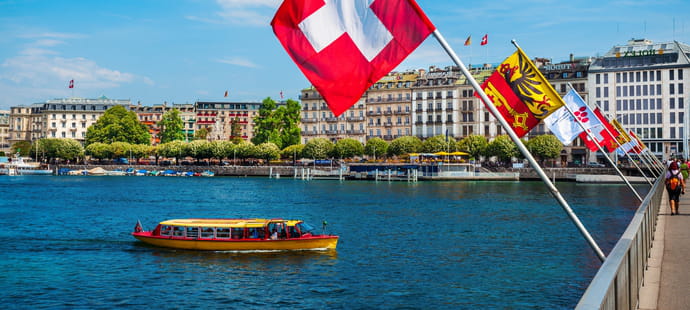 La Suisse recrute des caissiers&nbsp;: 50&nbsp;000&nbsp;euros par an et aucun dipl&ocirc;me demand&eacute;