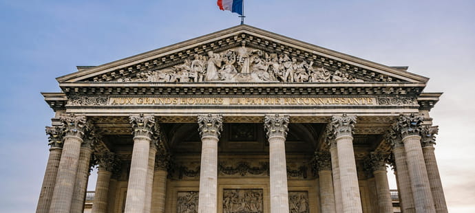 L'Assembl&eacute;e nationale suspend les d&eacute;bats sur le budget de l'Etat face aux tensions politiques